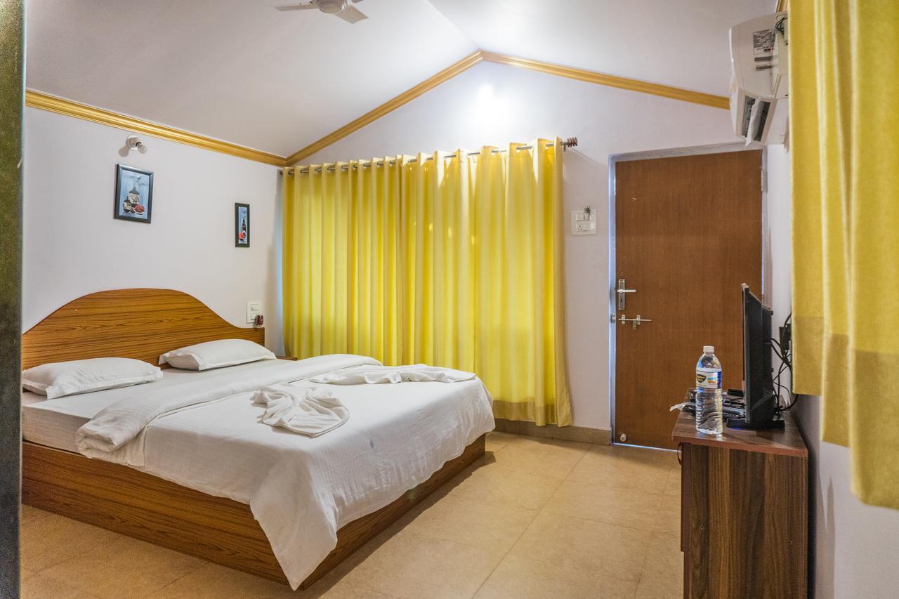 La Riviere Hotell Morjim Eksteriør bilde