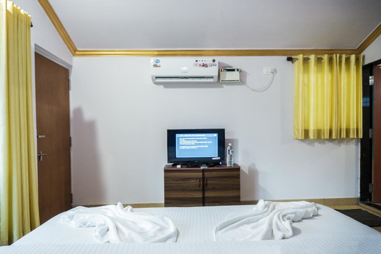 La Riviere Hotell Morjim Eksteriør bilde